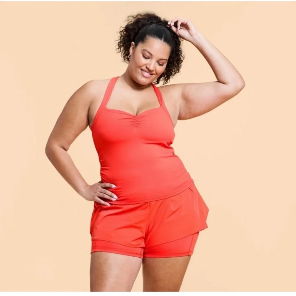 Women's Sweetheart And Halter Sleeveless Tops - Picture 2 of 7